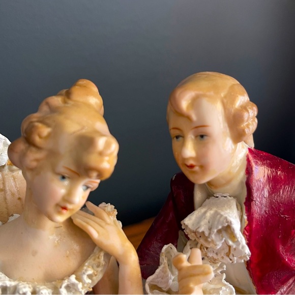 Vintage English Lover Porcelain. Dated 7/76 - Picture 6 of 11